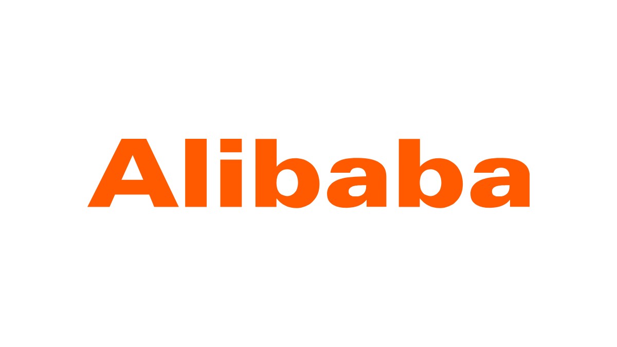 Beyaz zemin üzerinde Alibaba İngilizce yazı logosu